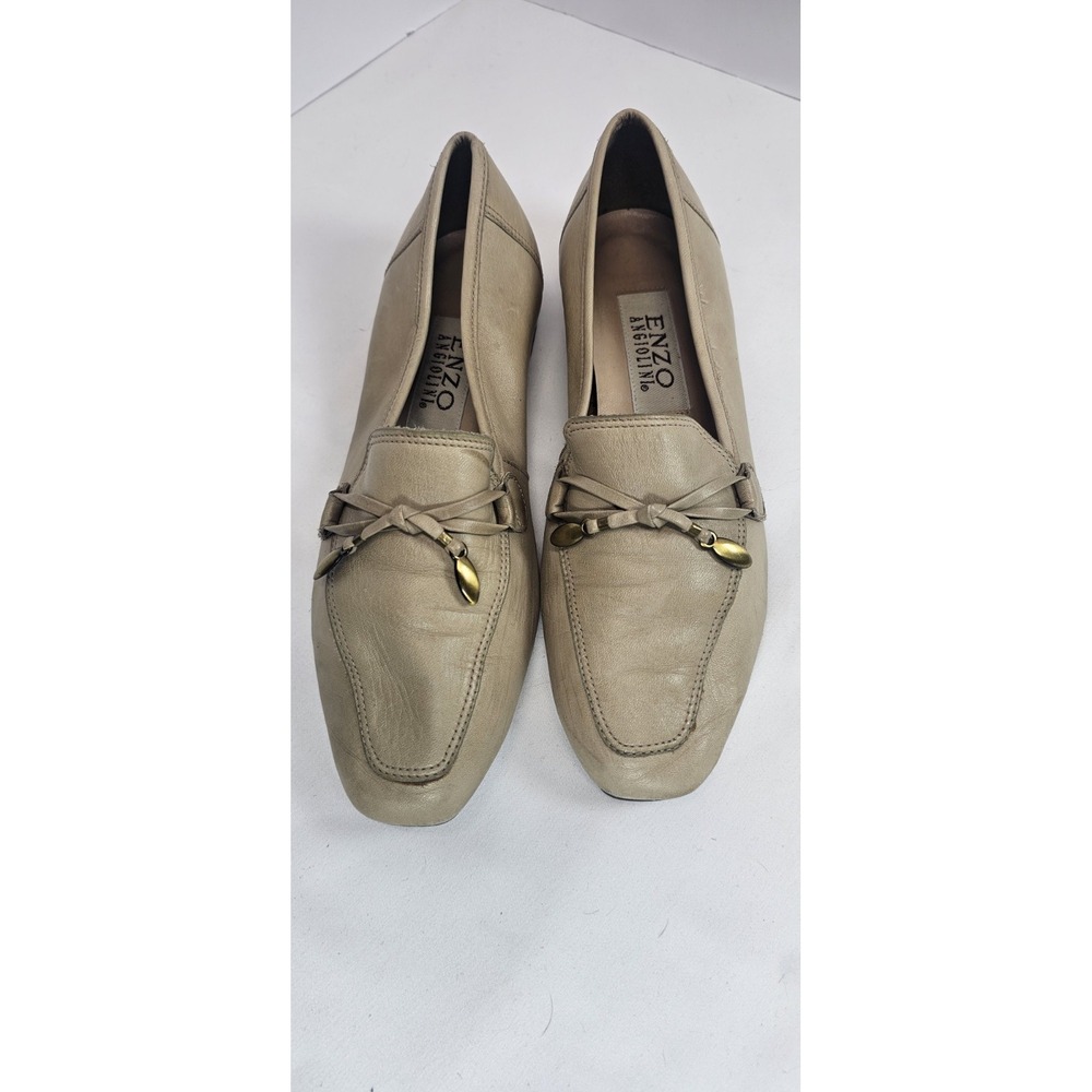 VTG Enzo Angiolini Women's Beige Leather Loafers Slip On Tassel Accent Size 6.5M